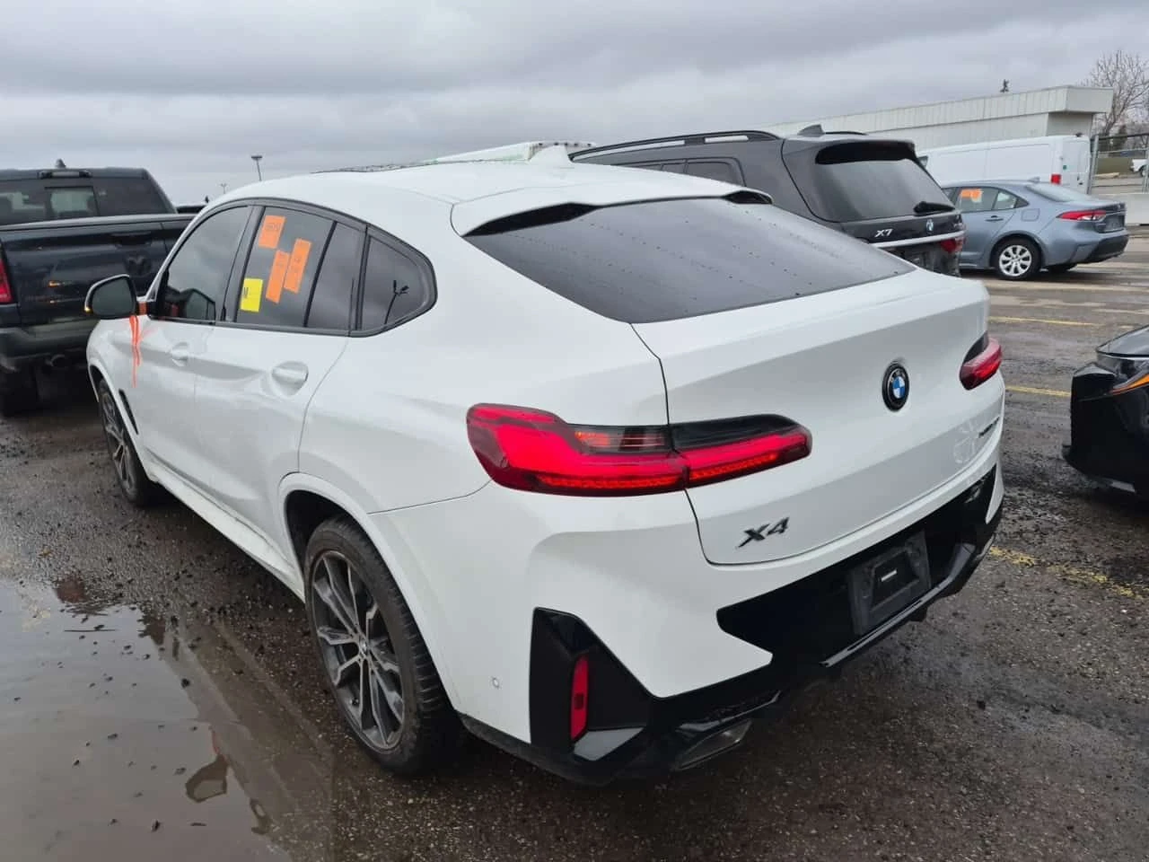 BMW X4 xDrive30i  M-Sport * LED * Harman/Kardon * CARFAX, снимка 4 - Автомобили и джипове - 54062647