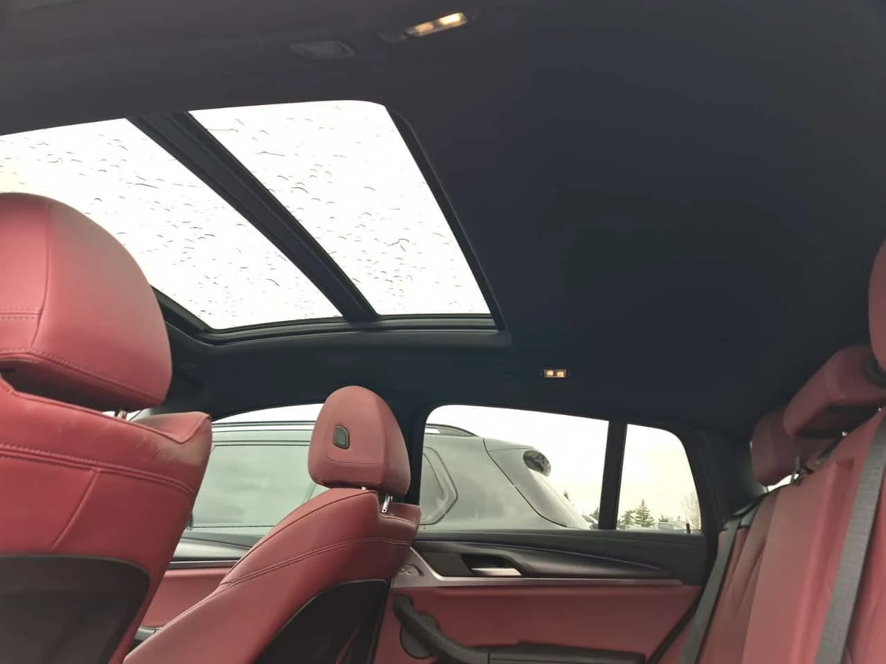 BMW X4 xDrive30i  M-Sport * LED * Harman/Kardon * CARFAX, снимка 10 - Автомобили и джипове - 54062647