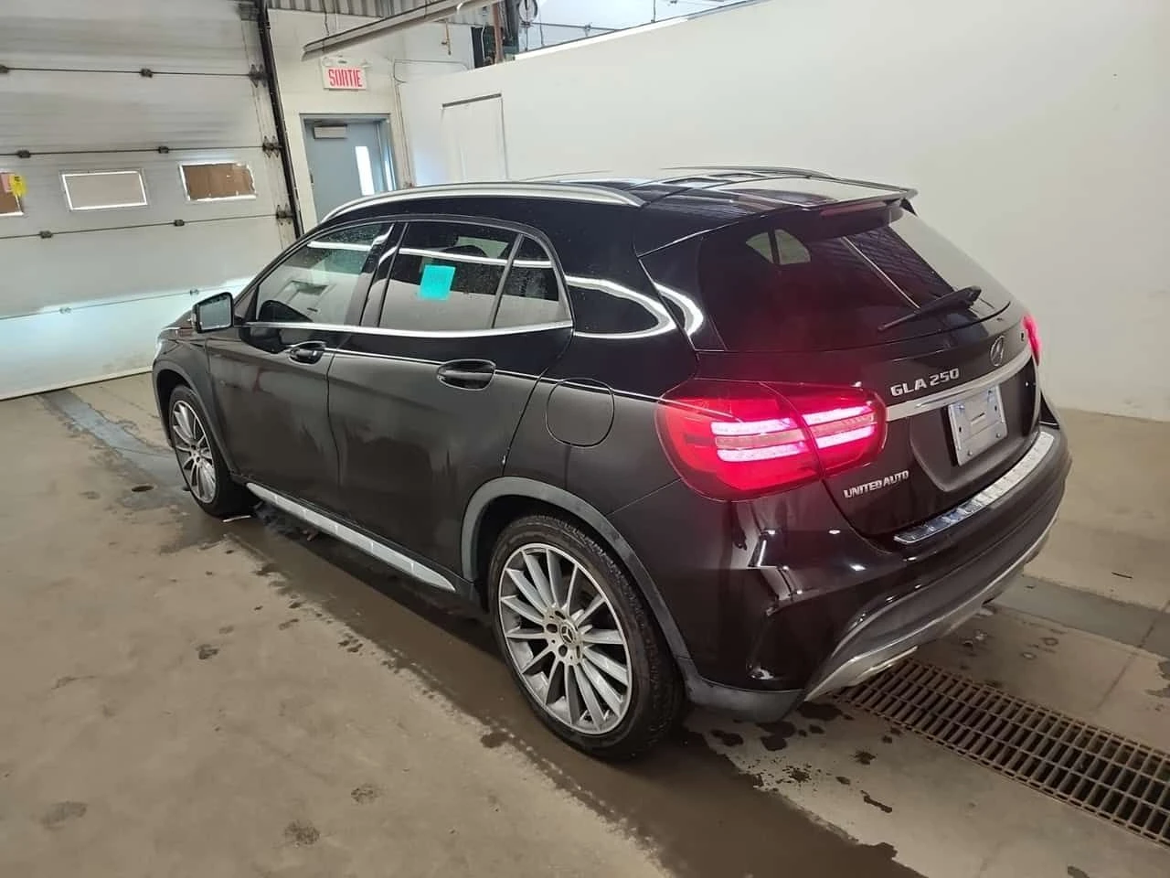 Mercedes-Benz GLA 250  4Matic | PANO | �������� | ��� �����  | Mobile.bg � ����������� 5