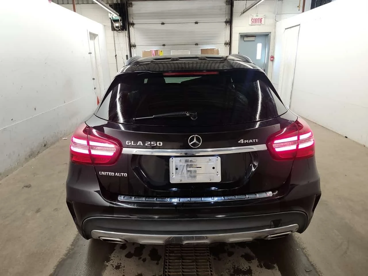 Mercedes-Benz GLA 250  4Matic | PANO | �������� | ��� �����  | Mobile.bg � ����������� 6