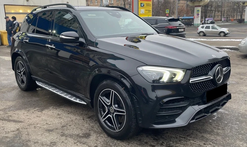 Mercedes-Benz GLE 350 d 4MATIC AMG-LINE, снимка 3 - Автомобили и джипове - 54638571