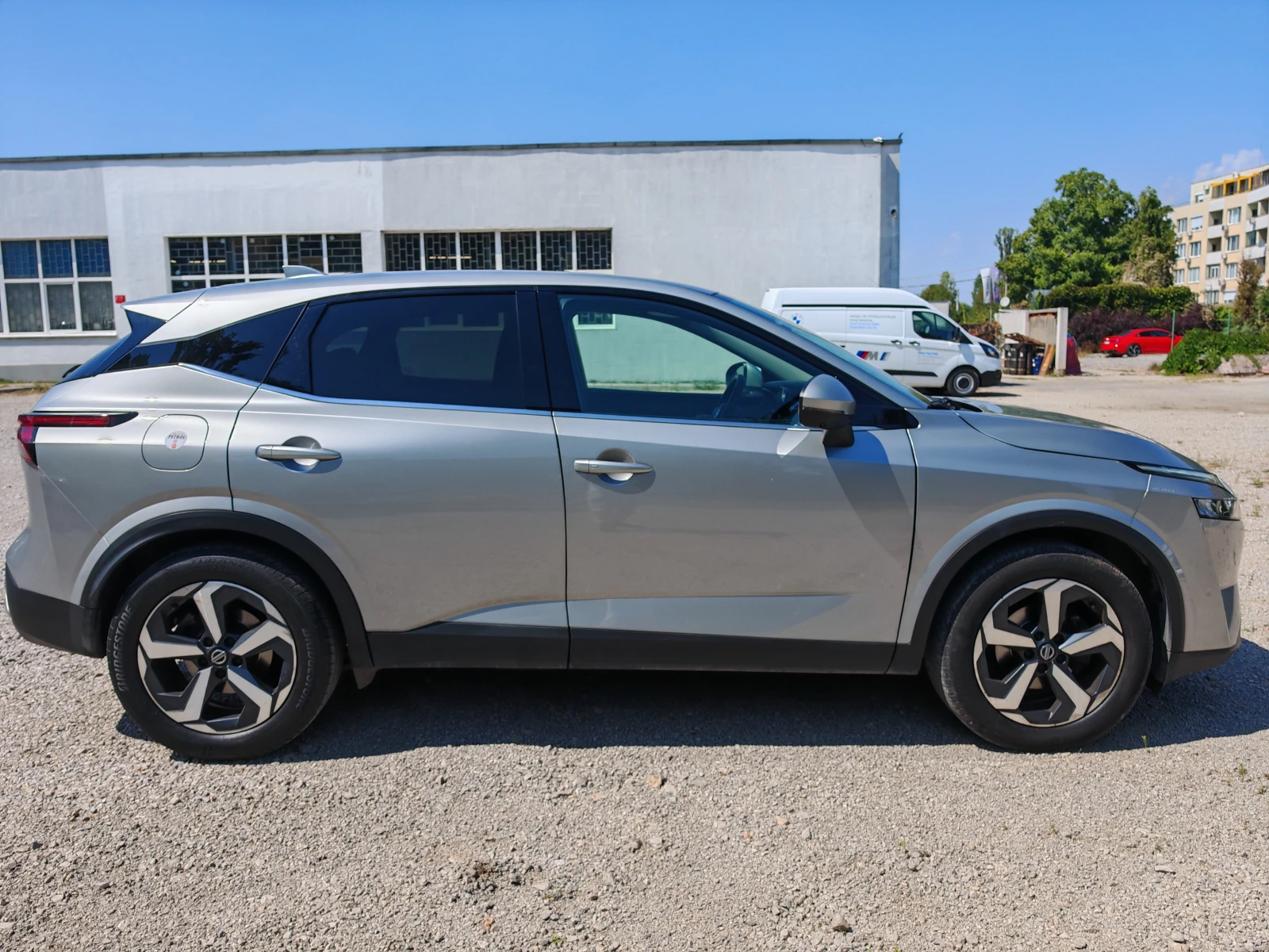 Nissan Qashqai Tce 4x4 Auto, снимка 6 - Автомобили и джипове - 55936563