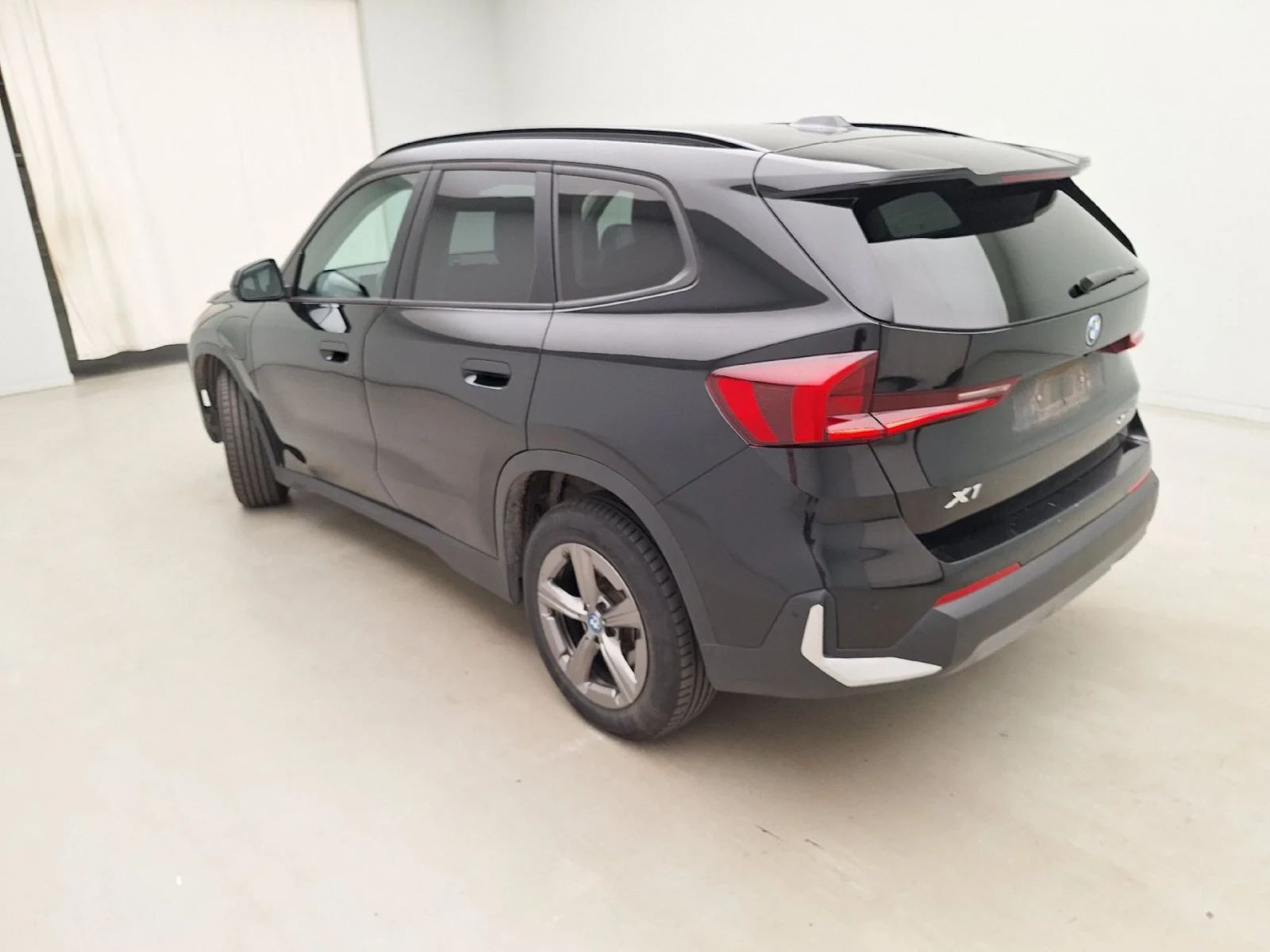 BMW X1 xDrive25e Leather Navi LED, снимка 4 - Автомобили и джипове - 56206346