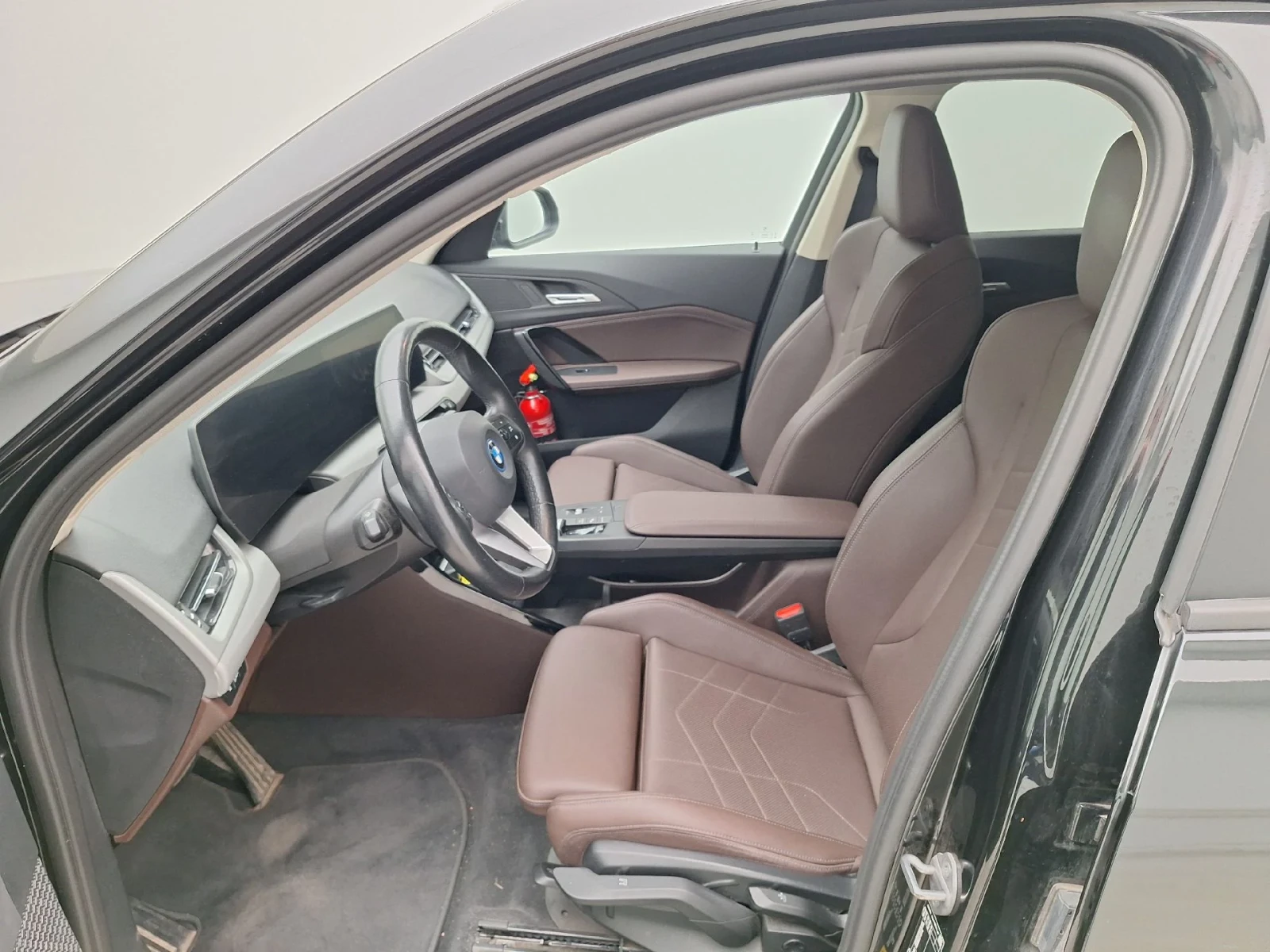 BMW X1 xDrive25e Leather Navi LED, снимка 7 - Автомобили и джипове - 56206346