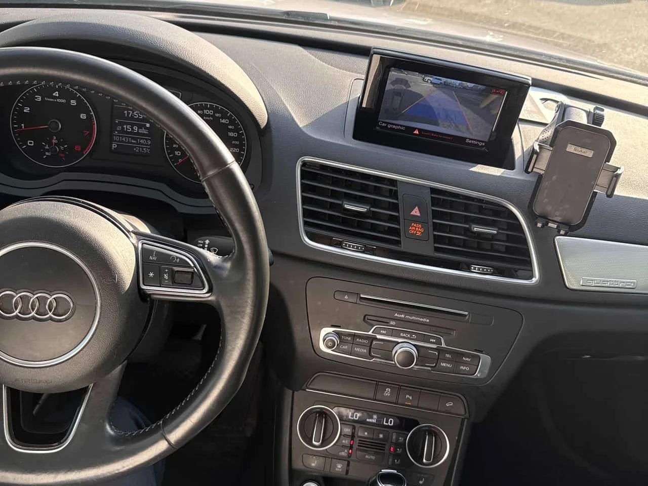 Audi Q3 * Progressiv * CARFAX * БЕЗ ПЪРВОНАЧАЛНА ВНОСКА, снимка 9 - Автомобили и джипове - 56243888