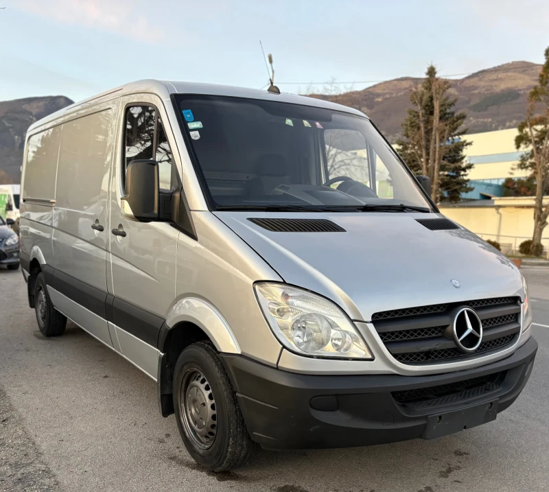 Mercedes-Benz Sprinter 313 213/Климатик!Топ състояние!!!, снимка 2 - Бусове и автобуси - 48394340