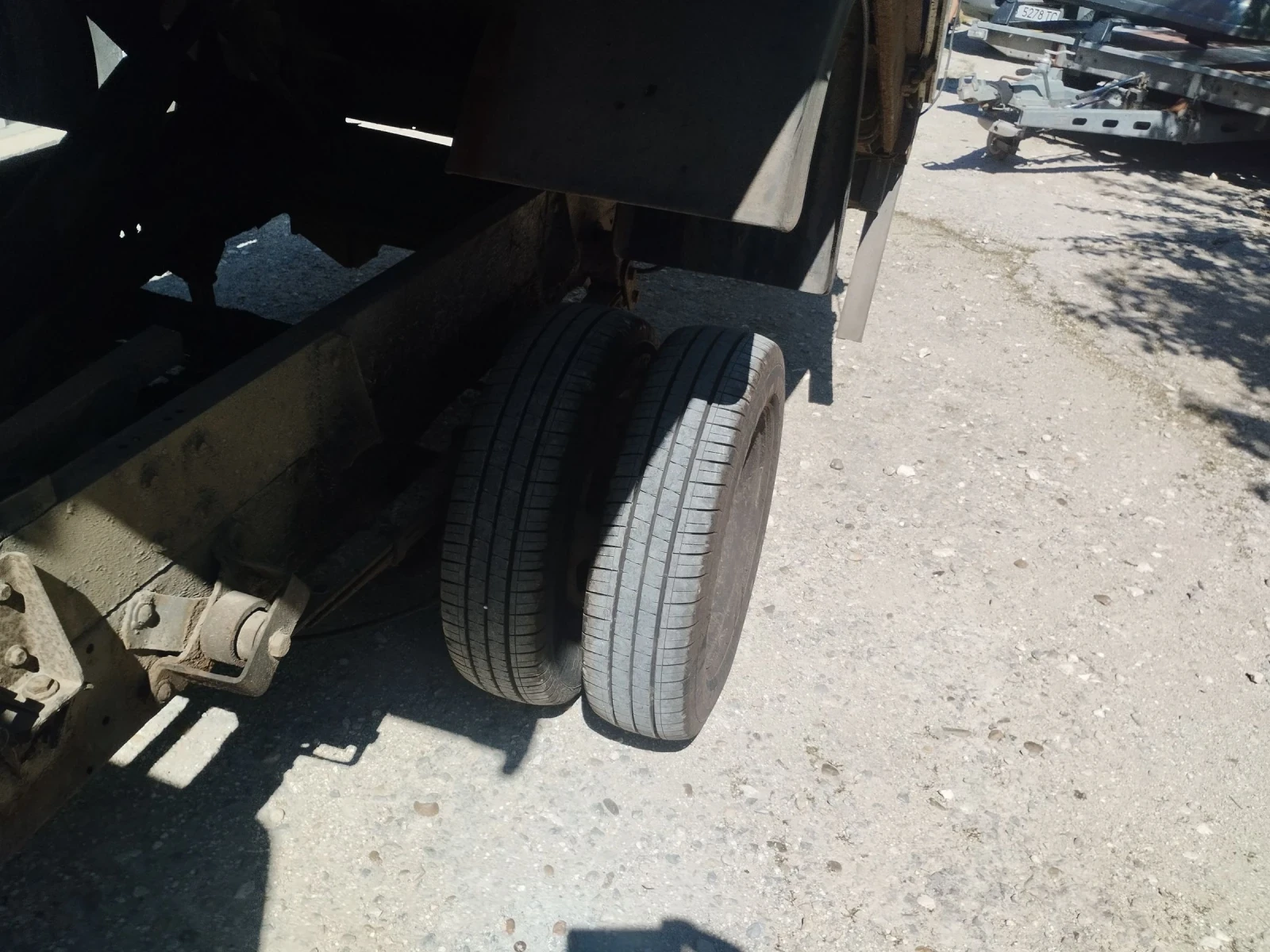Iveco Daily Самосвал с падащ борд, снимка 6 - Бусове и автобуси - 54771584