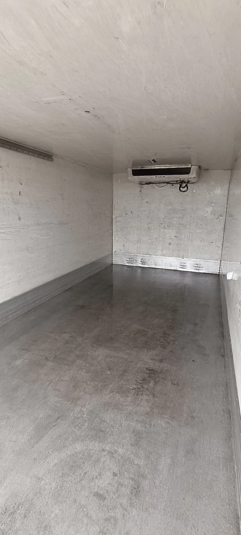 Mercedes-Benz Atego 816 Хладилник падащ борд - изображение 4