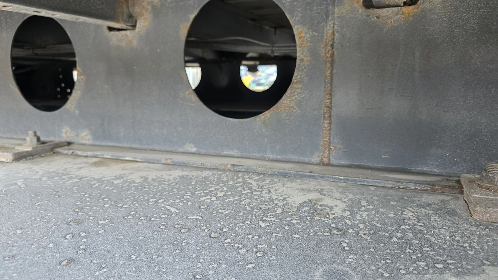 ����������� Schwarzmuller | Mobile.bg � ����������� 7