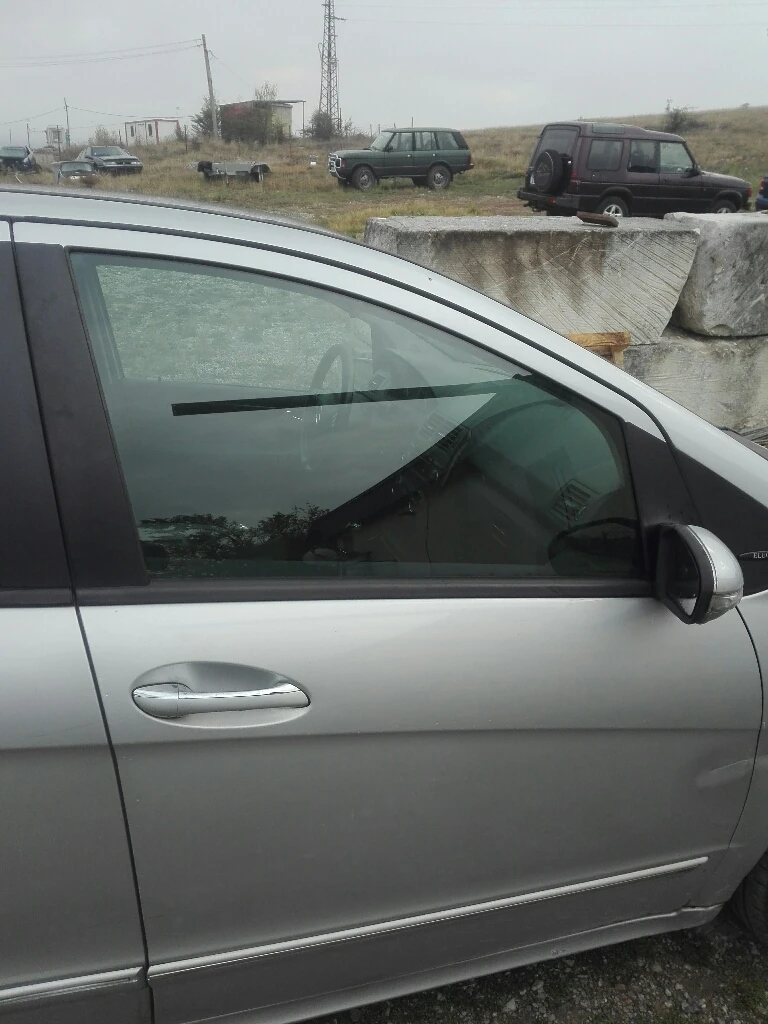 Стъкло предно дясно мерцедес а класа а180