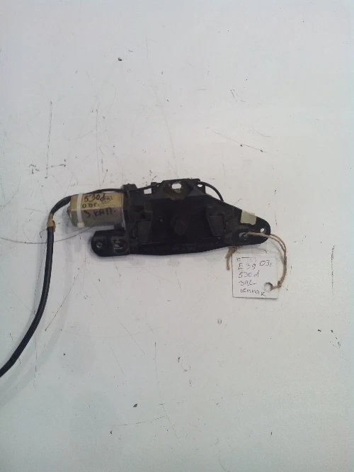 Ключалка заден капак за БМВ 530Д комби