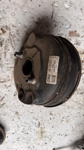       /    Audi A4 - 8K0612103