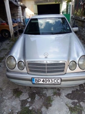  Mercedes-Benz 124