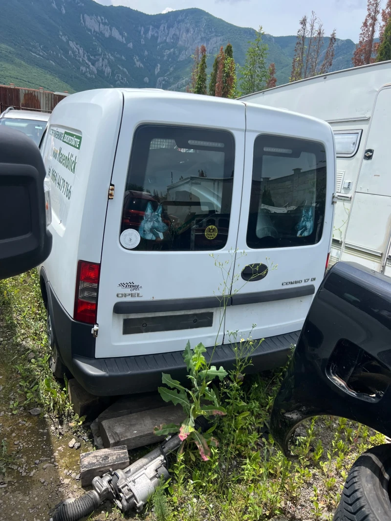 Opel Combo, снимка 2 - Автомобили и джипове - 47423976