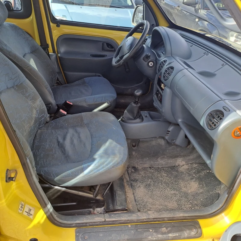 Renault Kangoo 1.4  БЕЗ ръжди !!! Отлично!, снимка 7 - Автомобили и джипове - 47543475