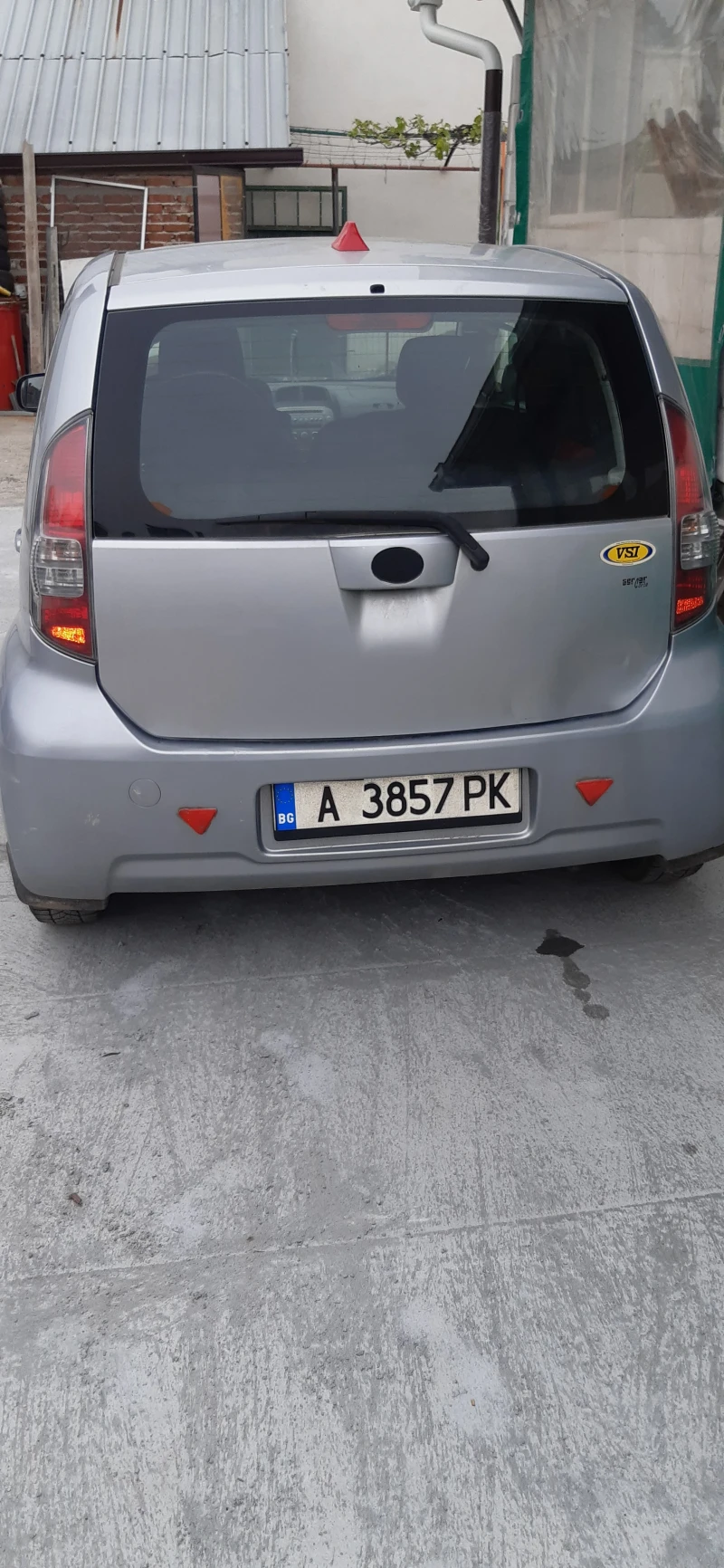 Daihatsu Sirion, снимка 3 - Автомобили и джипове - 47929559