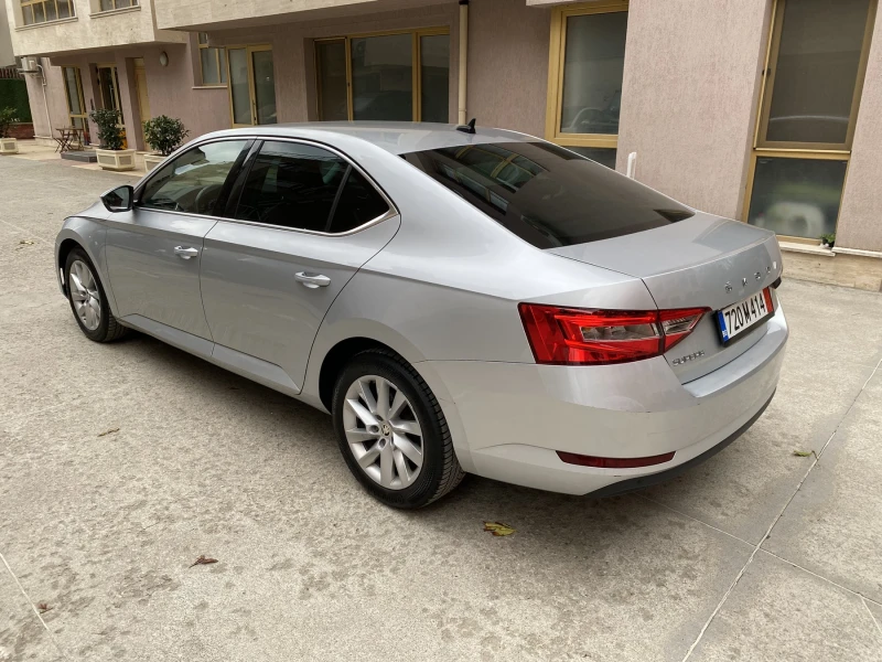 Skoda Superb 2.0TDI/DSG/150кс./Style+ /Distronic/LED lights , снимка 7 - Автомобили и джипове - 49654822