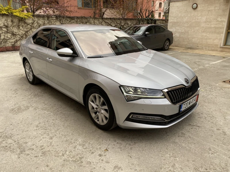 Skoda Superb 2.0TDI/DSG/150кс./Style+ /Distronic/LED lights , снимка 3 - Автомобили и джипове - 49654822