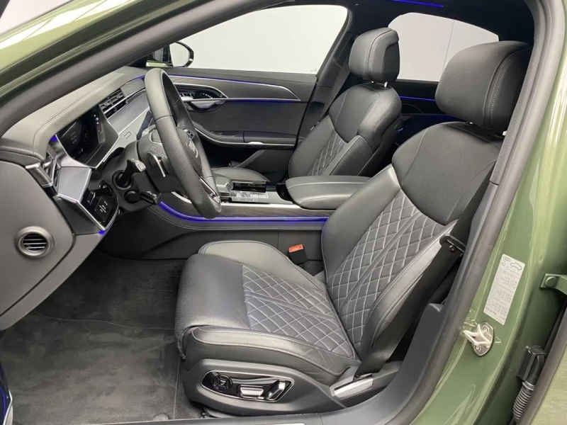Audi S8 Limousine 4.0 TFSI quattro Pano , снимка 4 - Автомобили и джипове - 52040317
