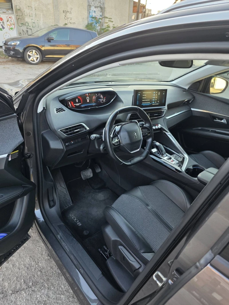 Peugeot 3008 1.5 BlueHDI, снимка 8 - Автомобили и джипове - 52267733