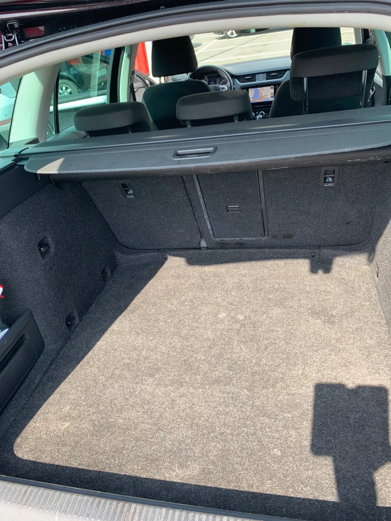 Skoda Octavia, снимка 11 - Автомобили и джипове - 52618389