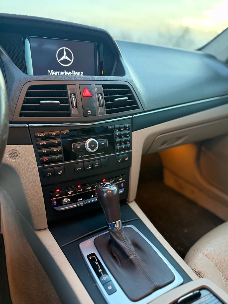 Mercedes-Benz E 350 COUPE* СУПЕР СЪСТОЯНИЕ* 231кс* FULL, снимка 11 - Автомобили и джипове - 52764753