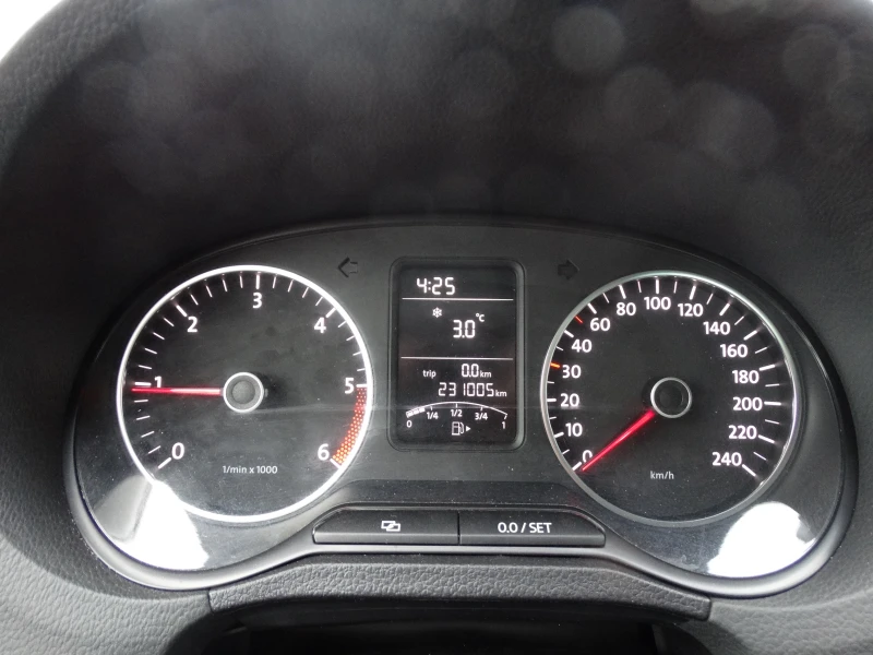 VW Polo 1.2TDI euro5, снимка 14 - Автомобили и джипове - 53045415