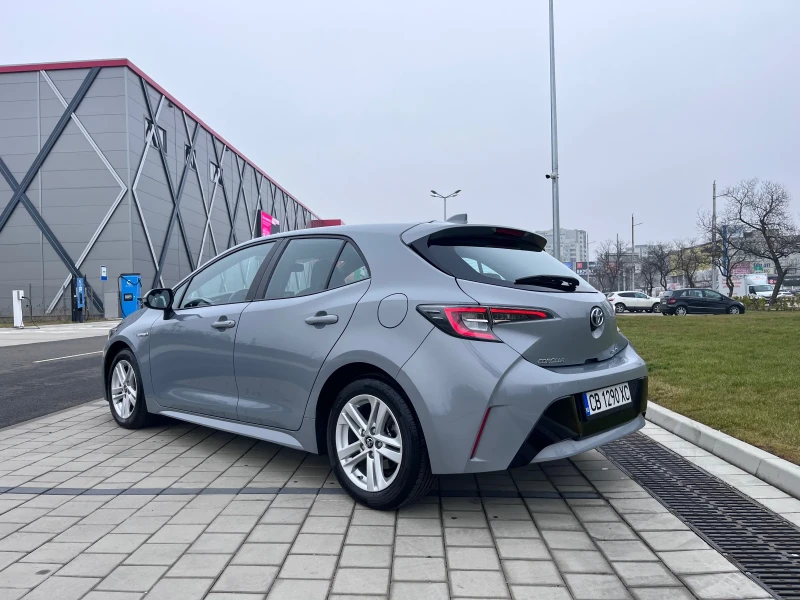 Toyota Corolla 1.8 HIBRYD 122 КС ГАРАНЦИЯ , снимка 2 - Автомобили и джипове - 53206017