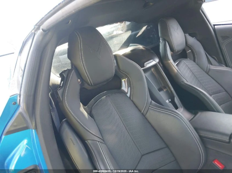 Chevrolet Corvette 6.2l Stingray Rwd 2Lt, снимка 8 - Автомобили и джипове - 53273075