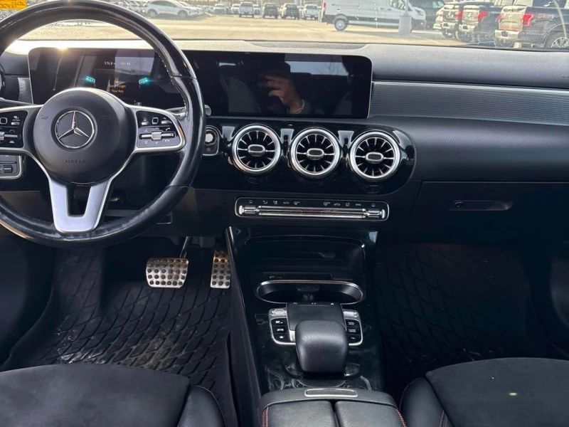 Mercedes-Benz A 220 * CARFAX * ЦЕНА ДО БГ, снимка 9 - Автомобили и джипове - 53340676