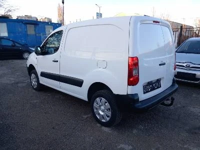 Citroen Berlingo 1.6HDI 4X4 - изображение 8