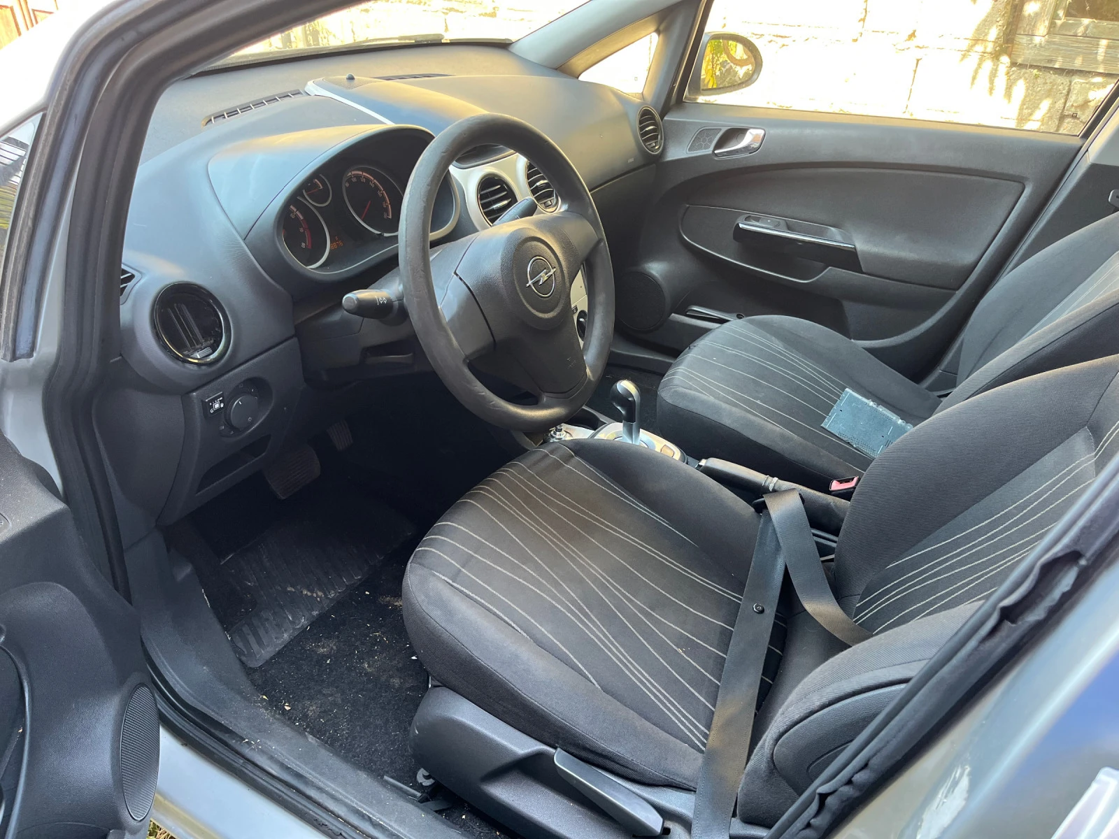 Opel Corsa 1.2,16v 2 броя - изображение 9