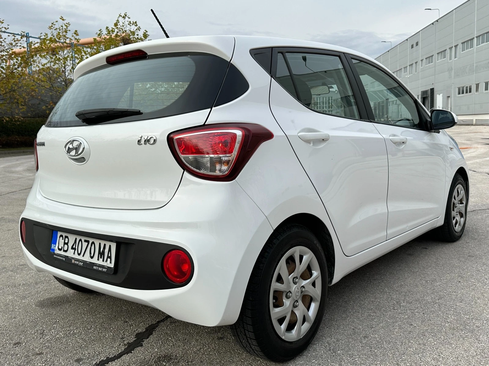 Hyundai I10 1.0i 67к.с. Газов Инжекцион/EURO 6 - изображение 4