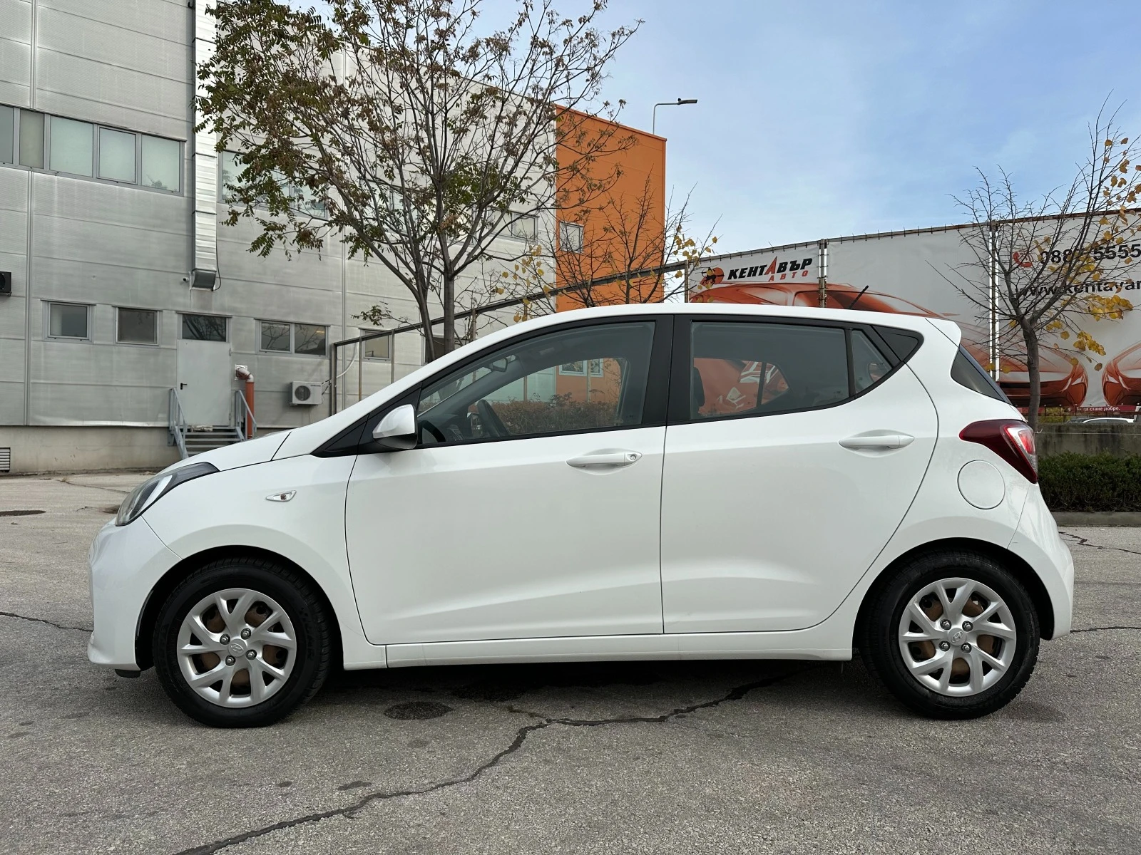 Hyundai I10 1.0i 67к.с. Газов Инжекцион/EURO 6 - изображение 2