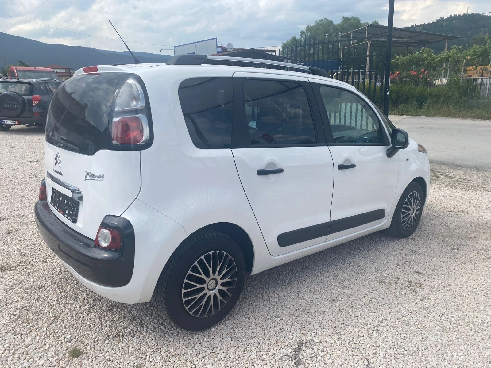 Citroen C3 Picasso 1.6 Дизел, 92 к.с., ТОП - изображение 4