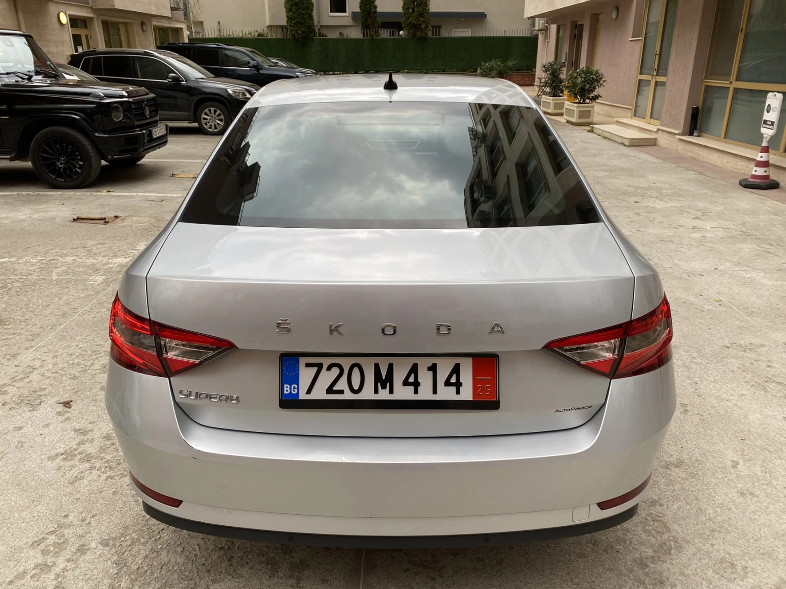 Skoda Superb 2.0TDI/DSG/150кс./Style+ /Distronic/LED lights  - изображение 6