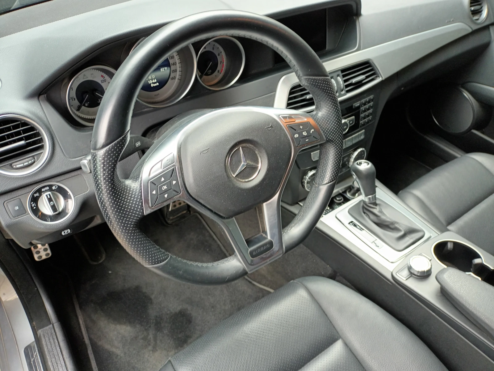 Mercedes-Benz C 300 AMG Pack 4matic - изображение 5