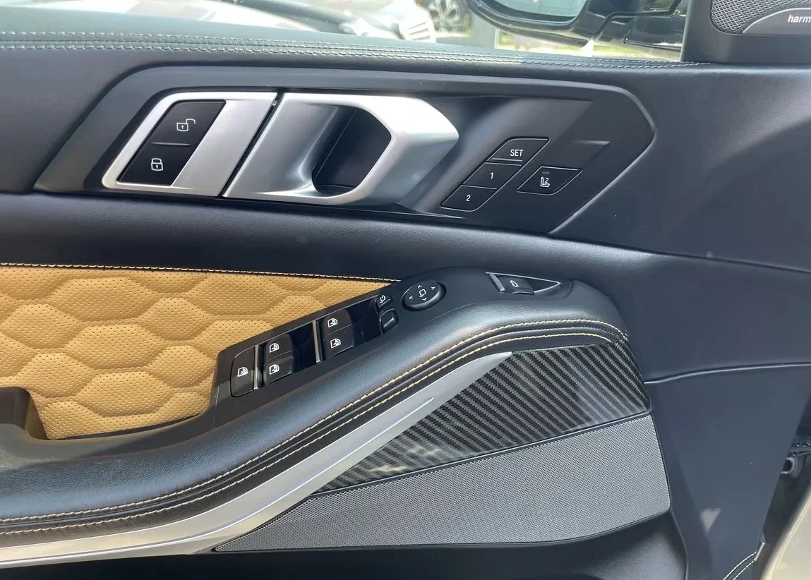 BMW X5M Competition - изображение 7