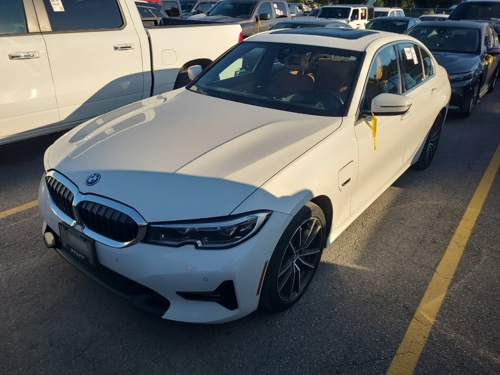 BMW 330 * 330E XDRIVE * CARFAX * БЕЗ ПЪРВОНАЧАЛНА ВНОСКА - изображение 2