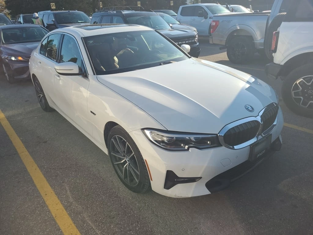 BMW 330 * 330E XDRIVE * CARFAX * БЕЗ ПЪРВОНАЧАЛНА ВНОСКА - изображение 3
