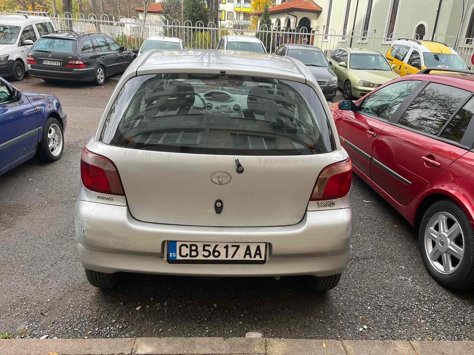 Toyota Yaris  - изображение 3