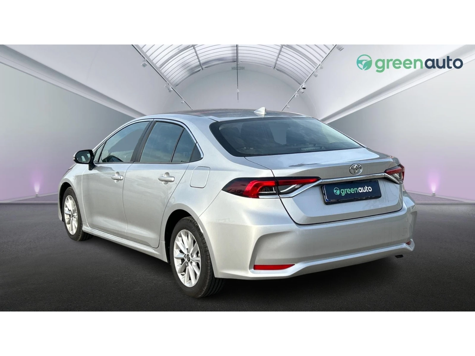 Toyota Corolla  1.6 VVT-i  M/T, Месечна вноска от 444 лв. - изображение 2