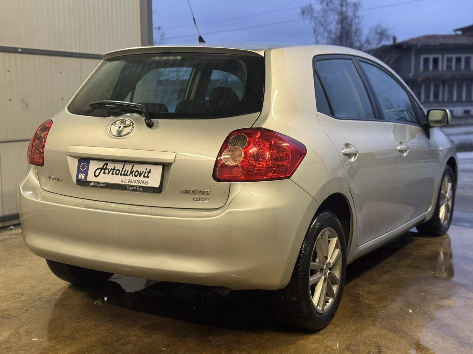 Toyota Auris 2.0 D4D 164000km! - изображение 6