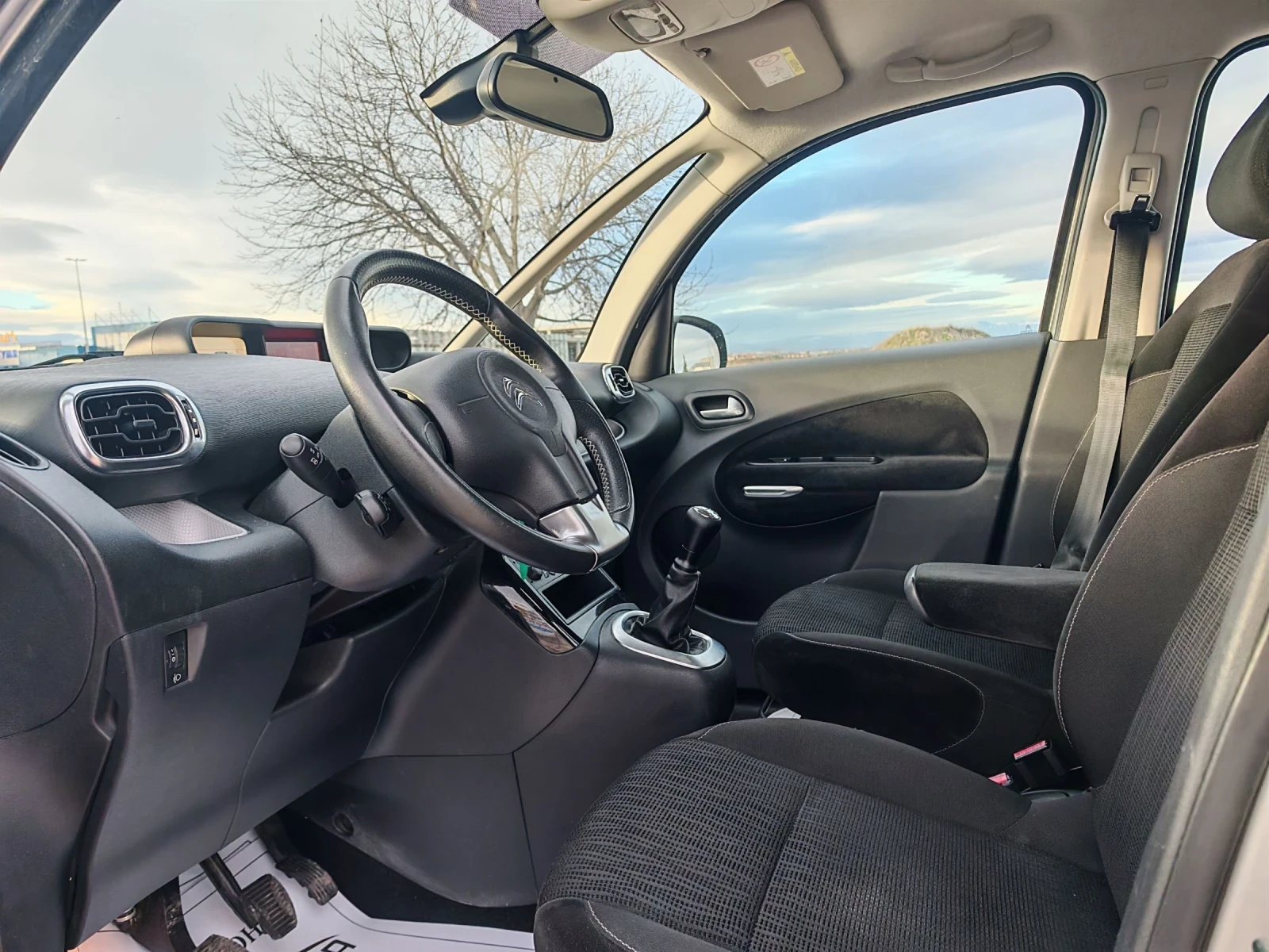 Citroen C3 Picasso 1.6 ДИЗЕЛ 92 К.С. EXCLUSIVE!125 000 КМ! БЕЗ АНАЛОГ - изображение 8