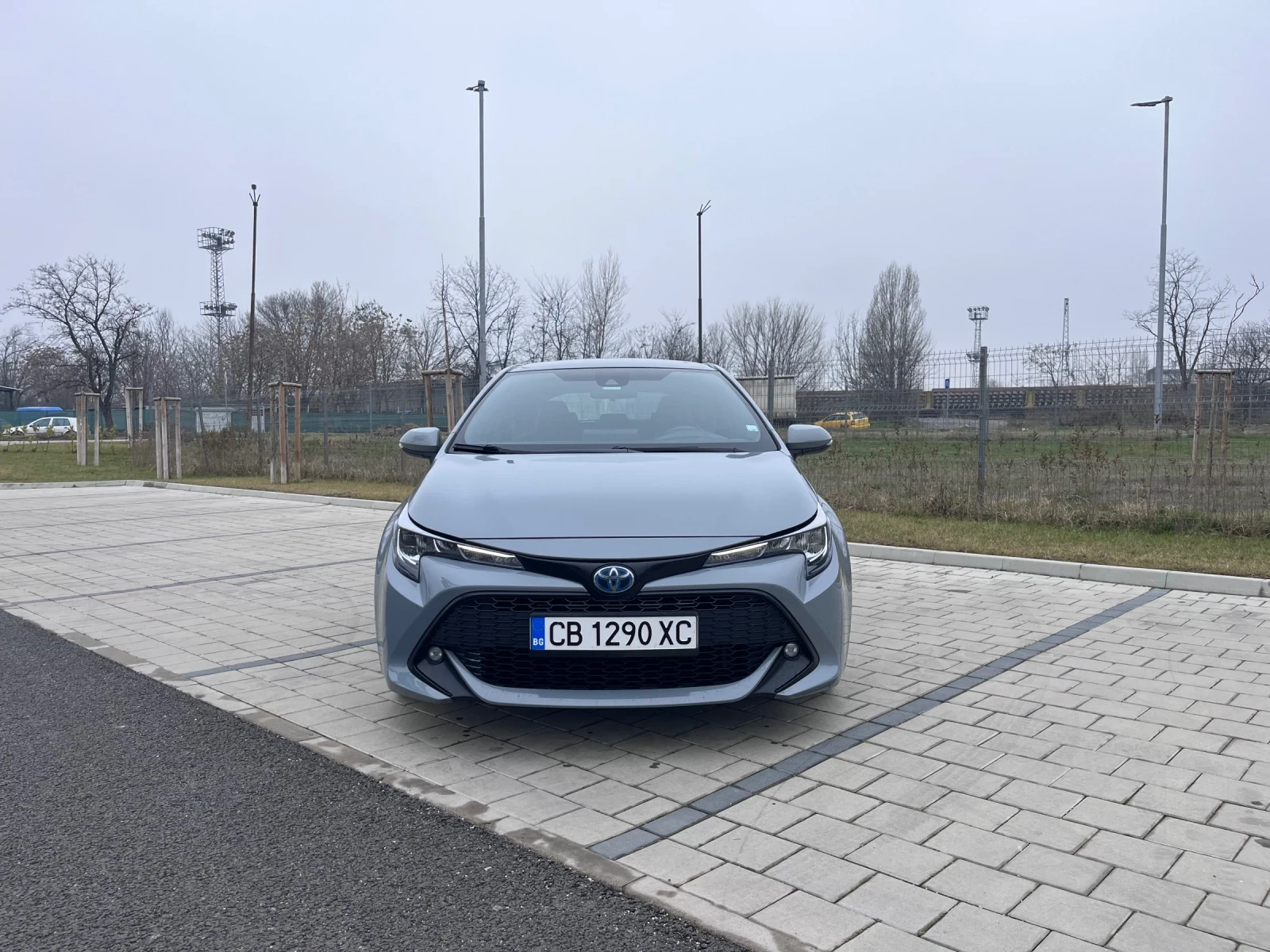 Toyota Corolla 1.8 HIBRYD 122 КС ГАРАНЦИЯ  - изображение 8