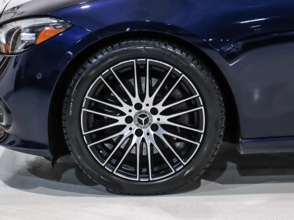 Mercedes-Benz C 300 4MATIC АвтоКредит  (ЦЕНА ДО БГ), снимка 11 - Автомобили и джипове - 53819027