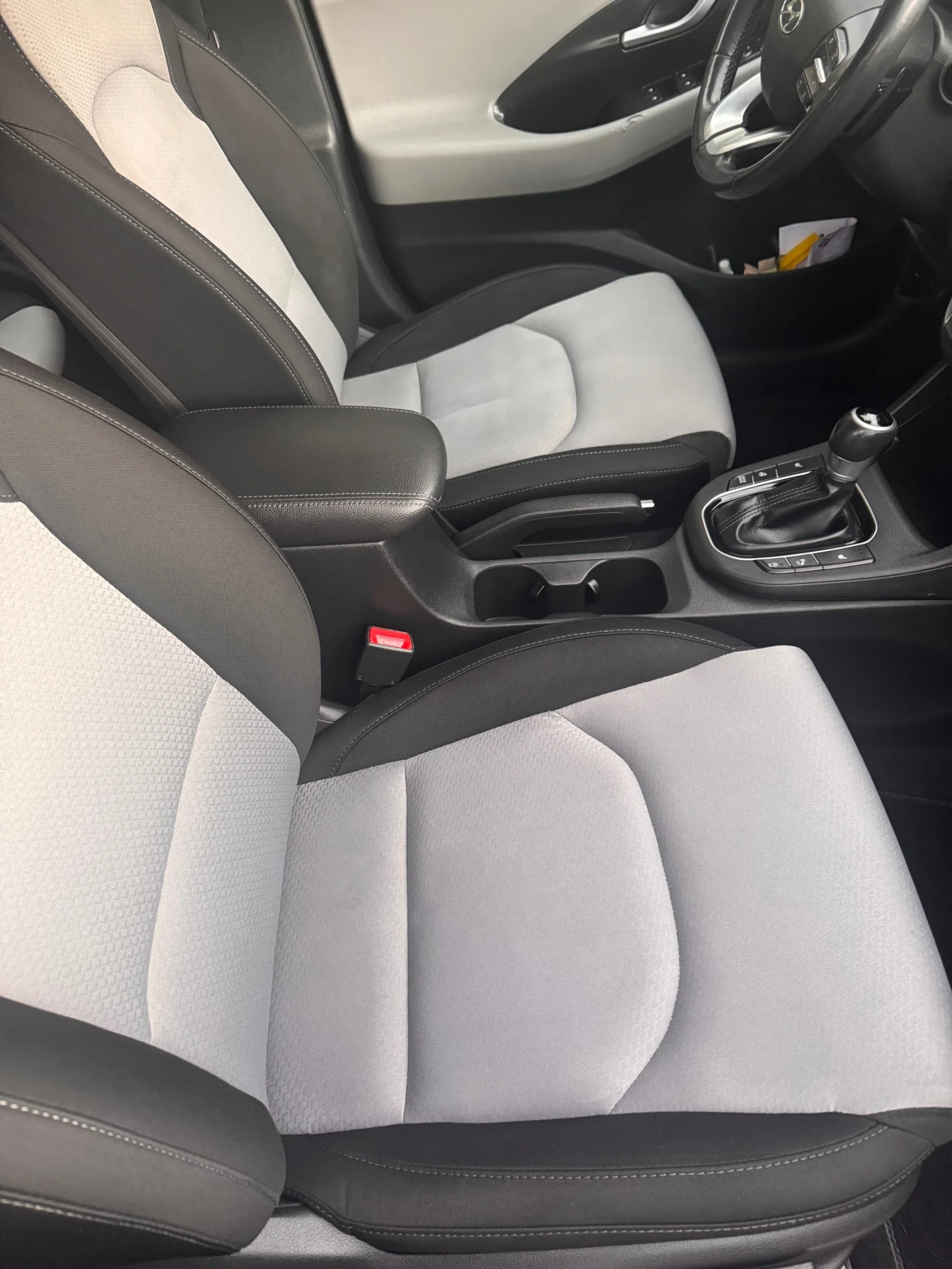 Hyundai I30, снимка 11 - Автомобили и джипове - 53999488