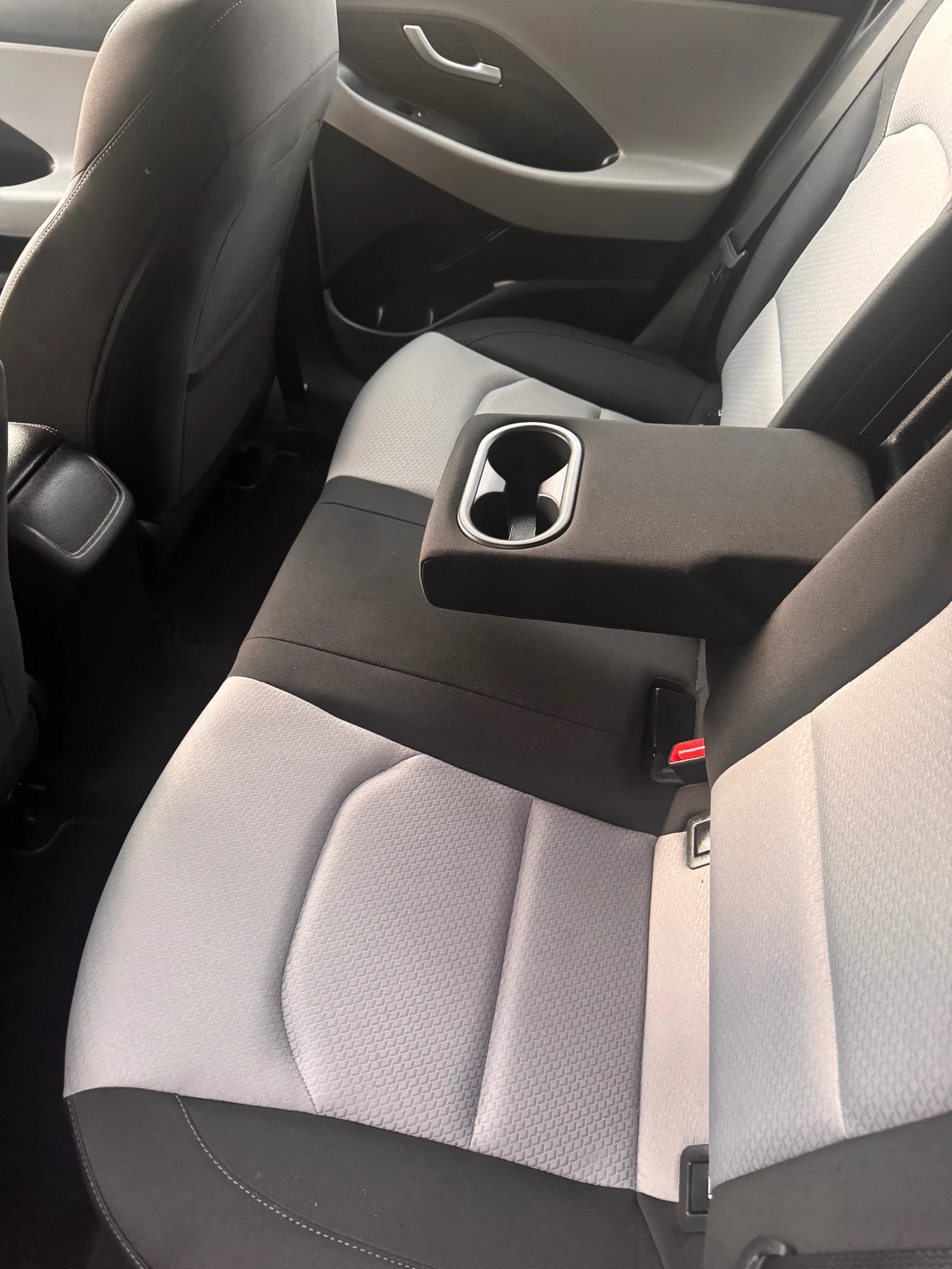 Hyundai I30, снимка 7 - Автомобили и джипове - 53999488