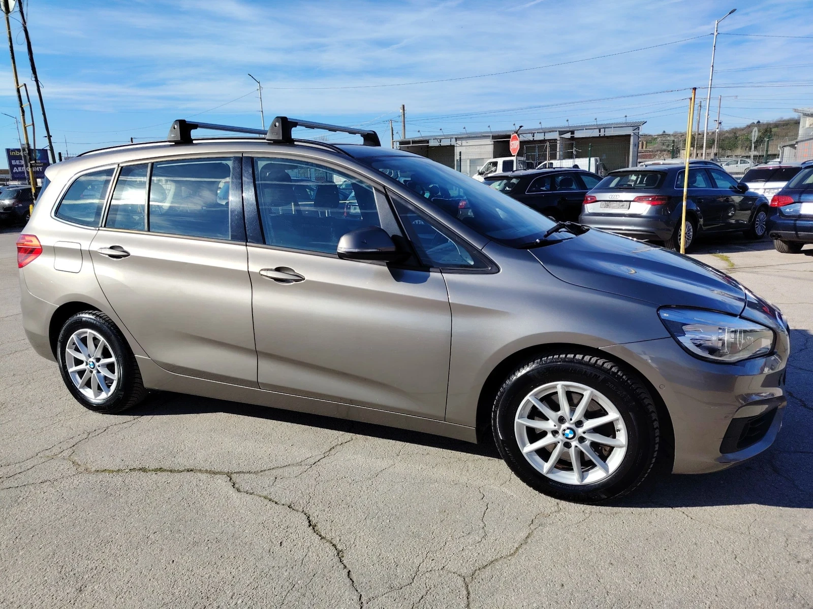 BMW 2 Gran Tourer 2.0d 150ks, снимка 3 - Автомобили и джипове - 54116037
