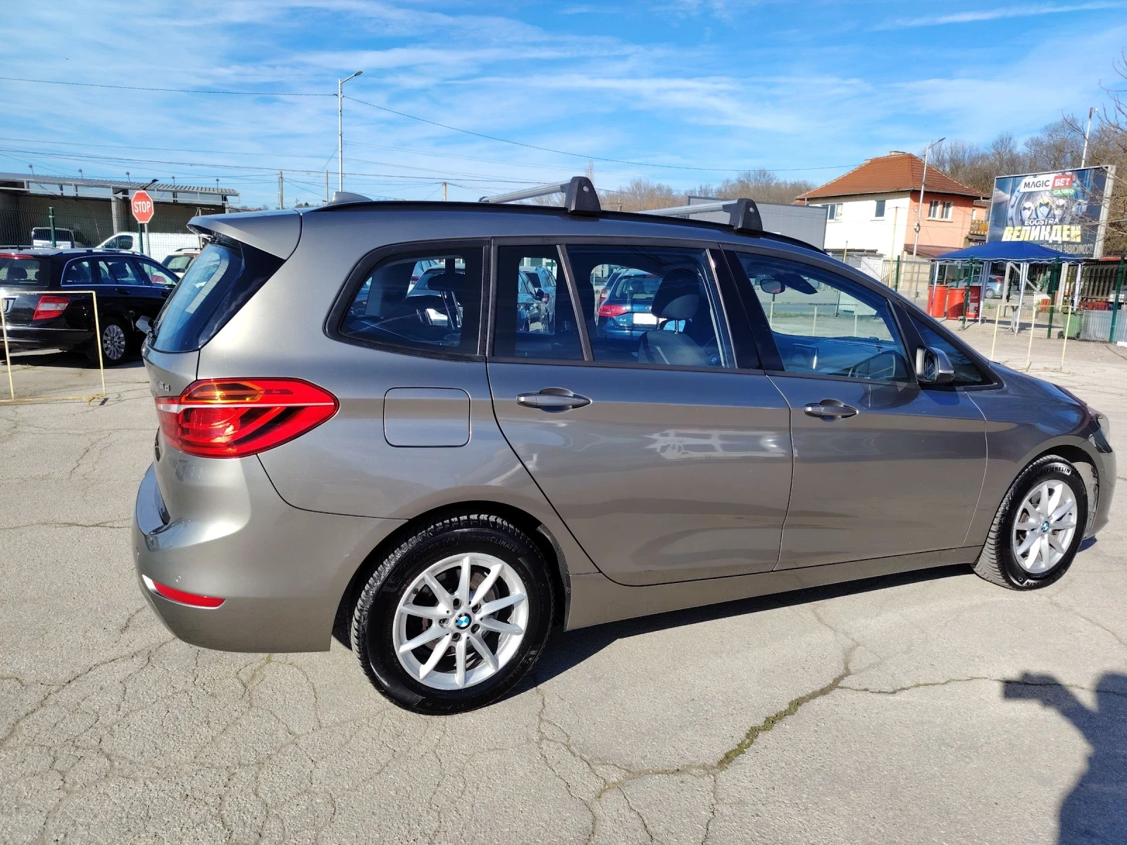 BMW 2 Gran Tourer 2.0d 150ks, снимка 4 - Автомобили и джипове - 54116037